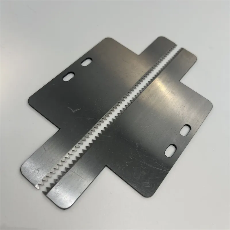 Kunststoffpapier schneidende Messer Zähne schneidende Klinge Verpackung gezackte Zähne Säge Klinge 0